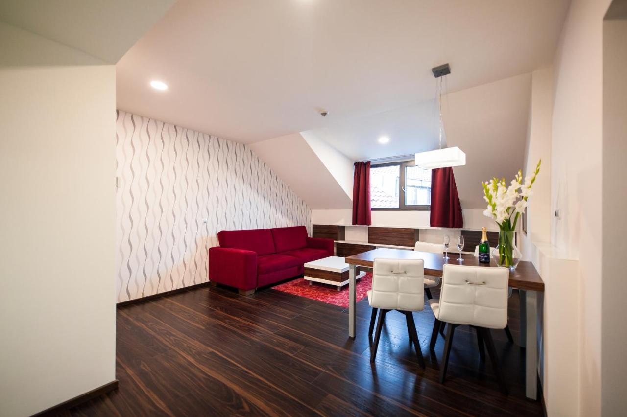 One-Bedroom Suite