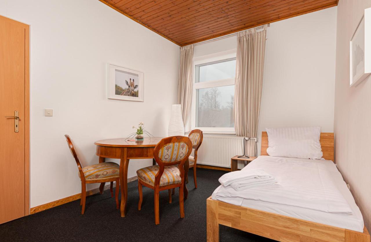 Comfort Triple Room with Shower
