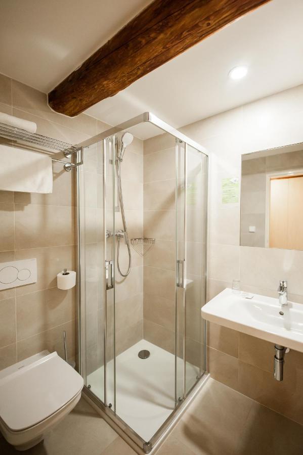 Economy Single Room