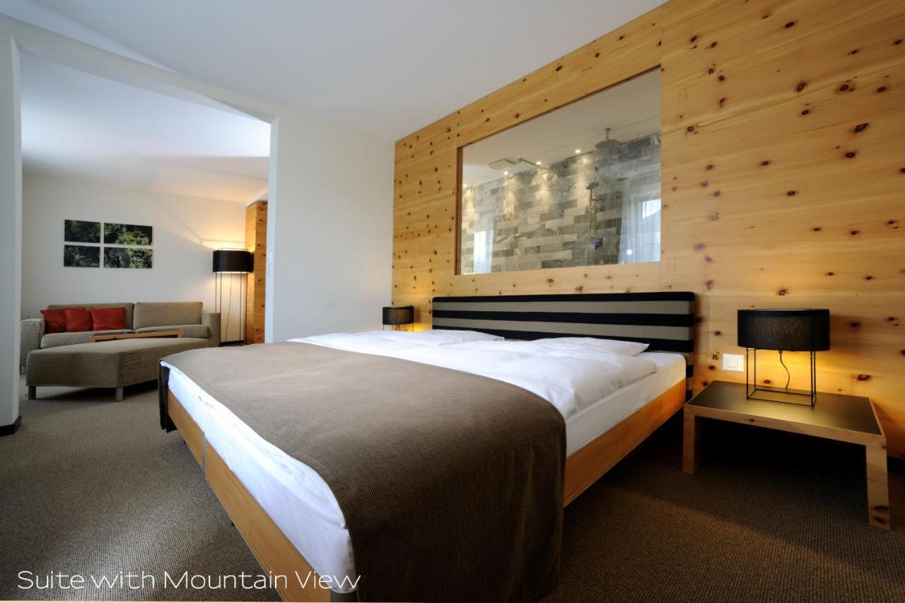 Suite with Mountain View