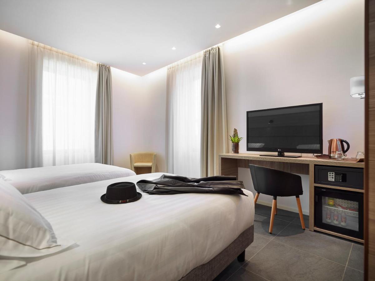 Double or Twin Room with Balcony