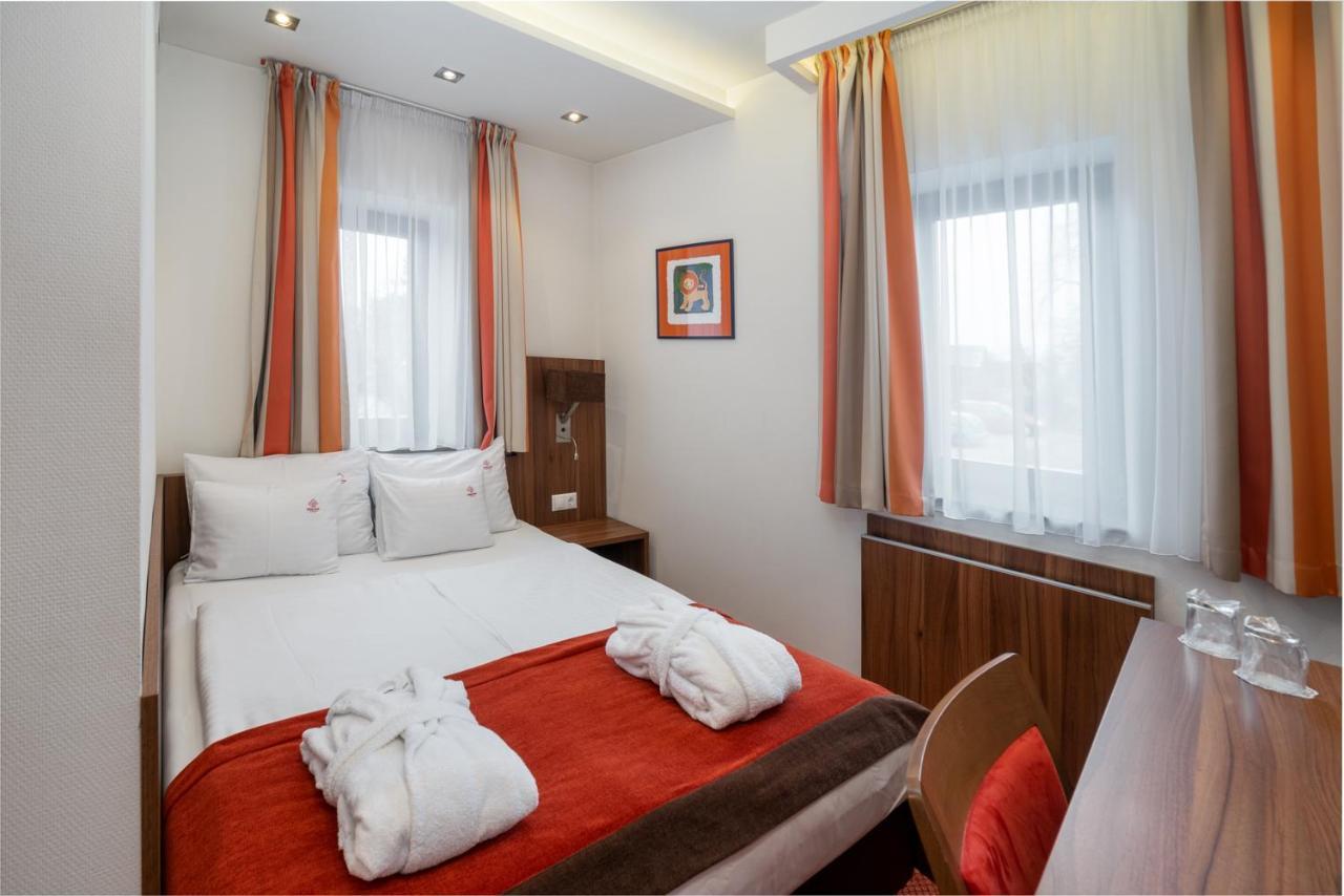 Small Double Room