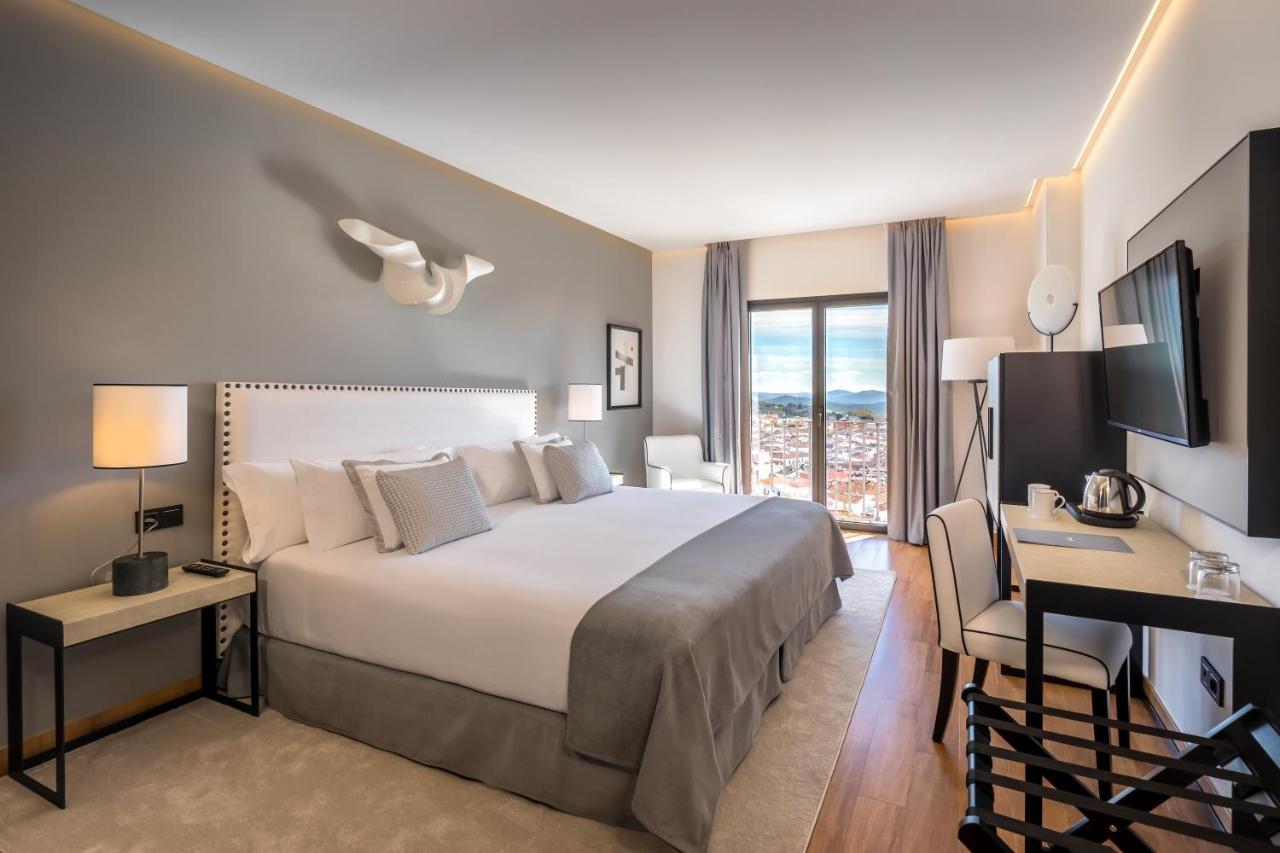 Deluxe Double Room with Balcony - pool view (2 pax)
