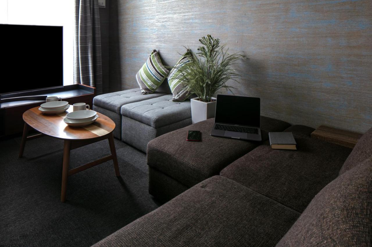 Deluxe Family Suite