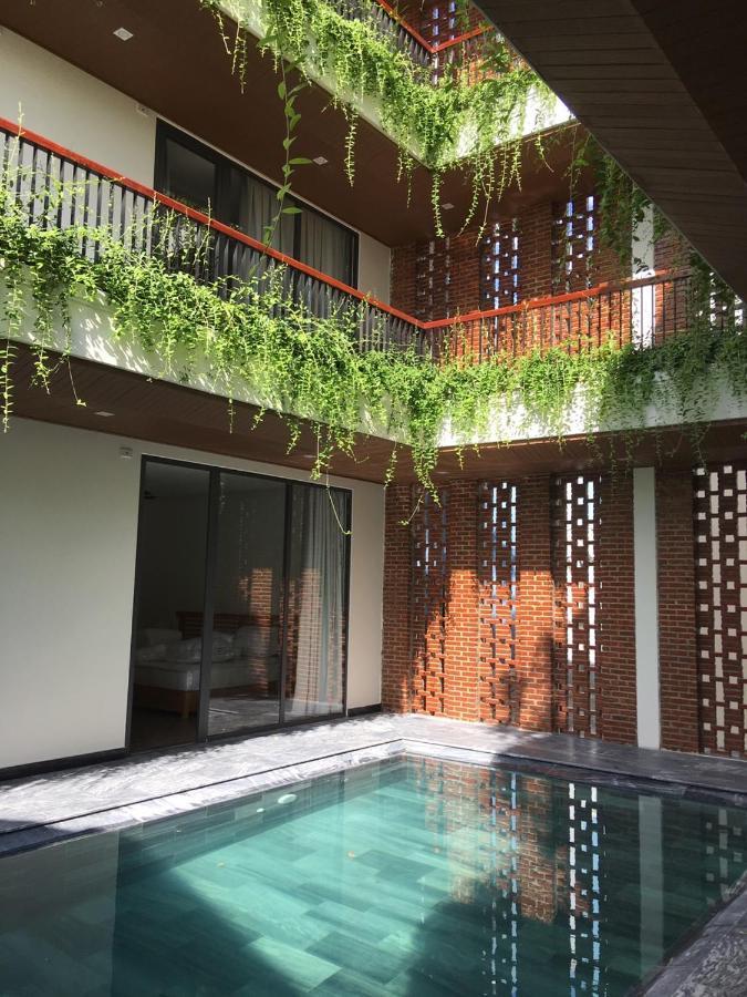 Deluxe Double or Twin Room with Pool View