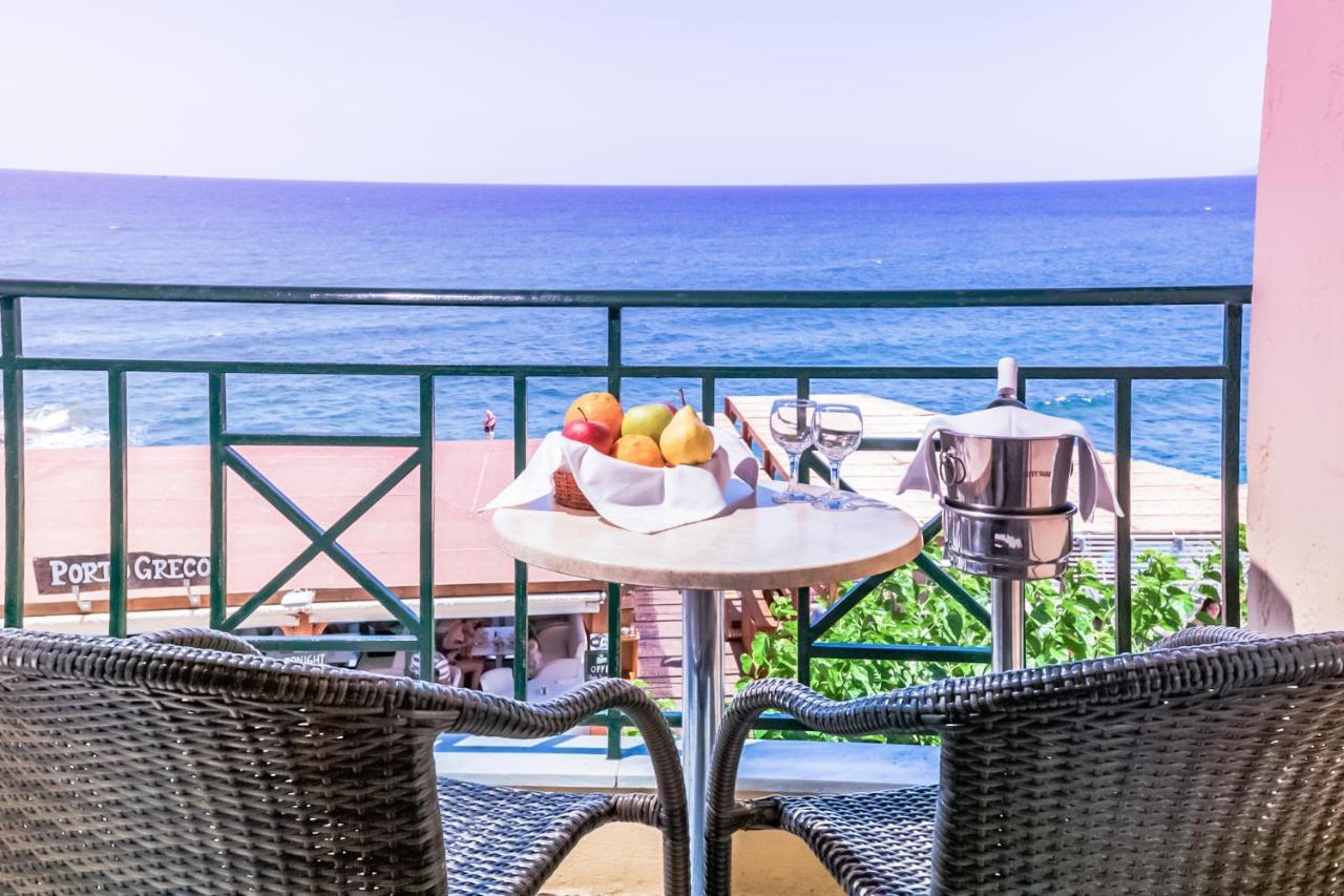 Family Room with Sea View