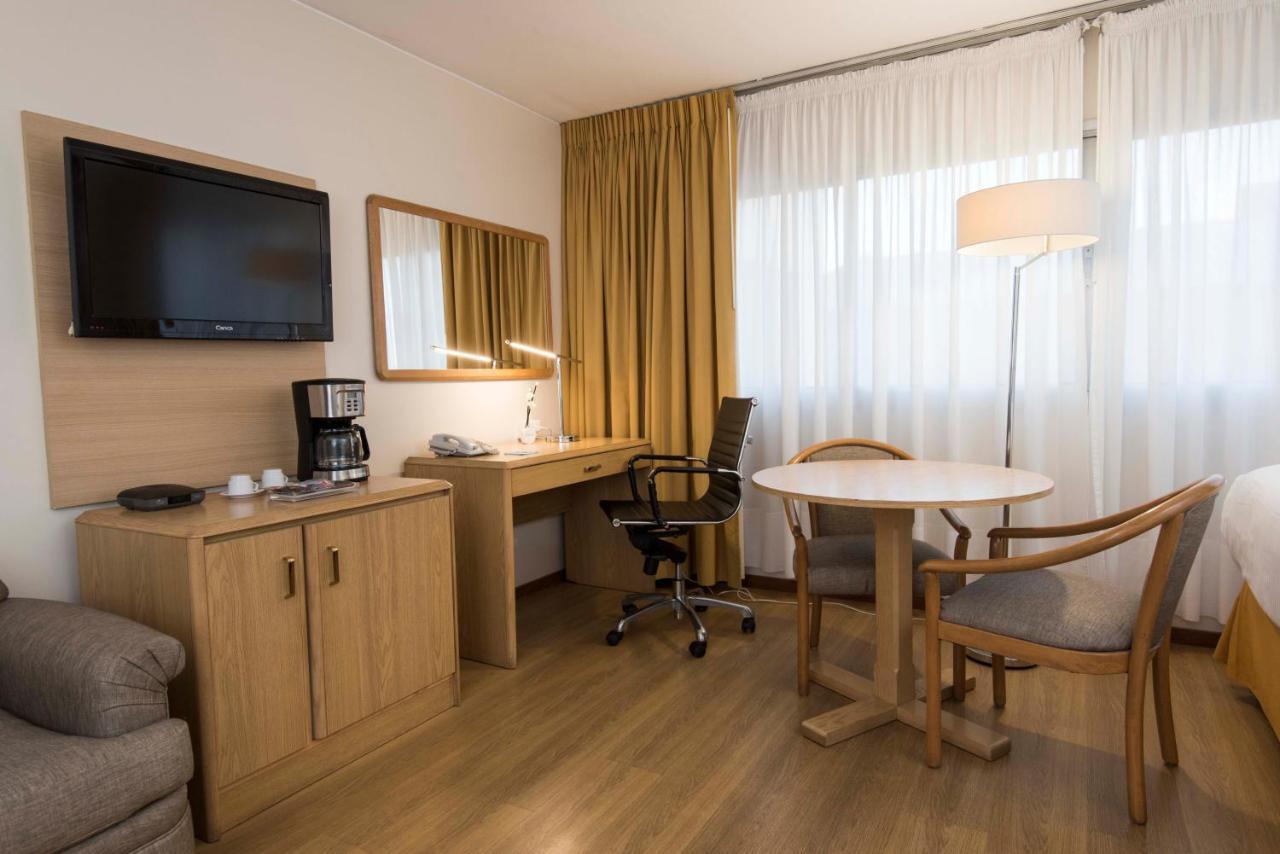 Standard Double Room with Two Double Beds - Smoking