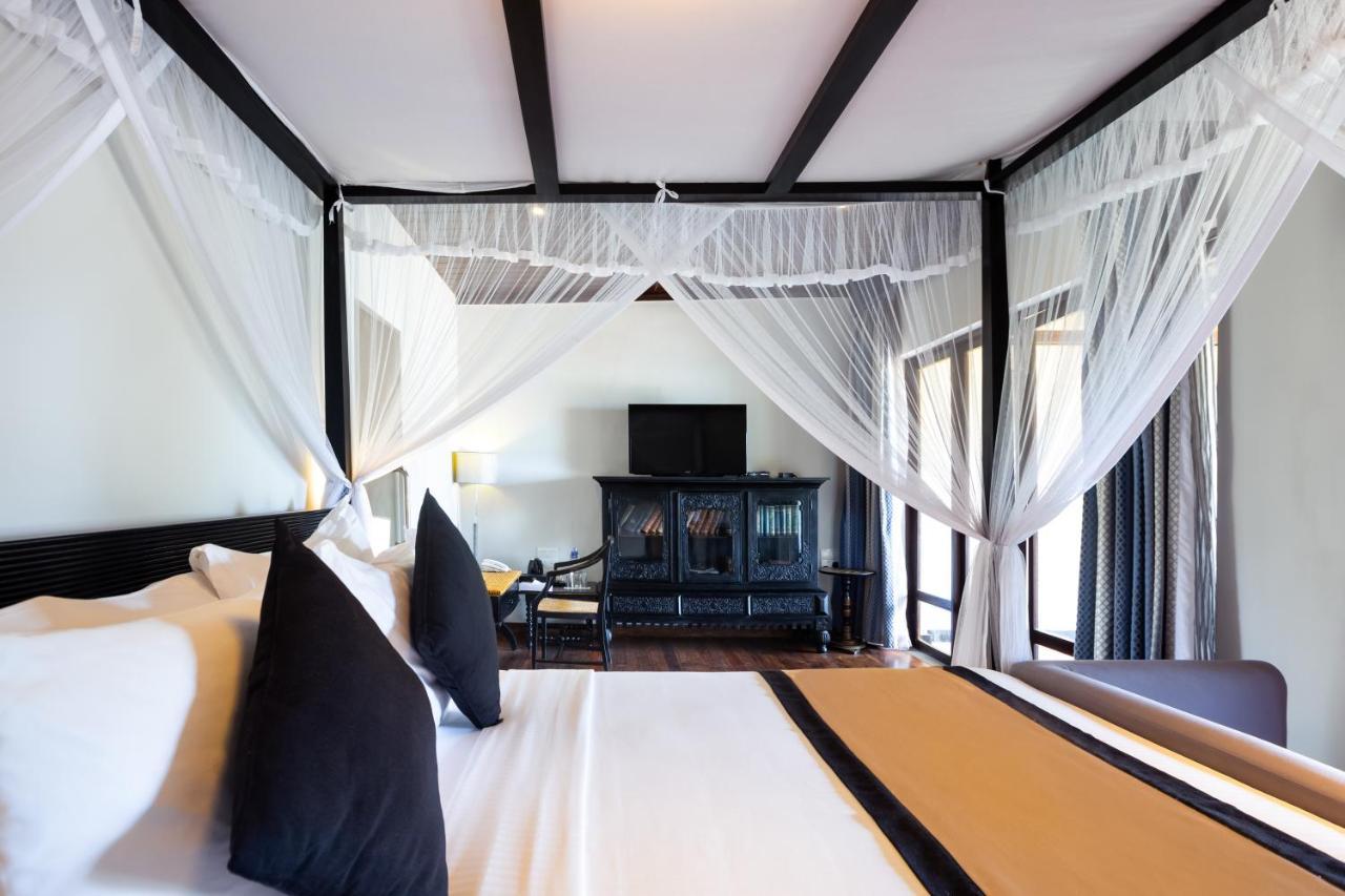 Suite with Sea View