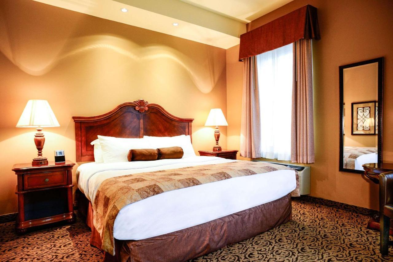 Superior King Room - Non-Smoking