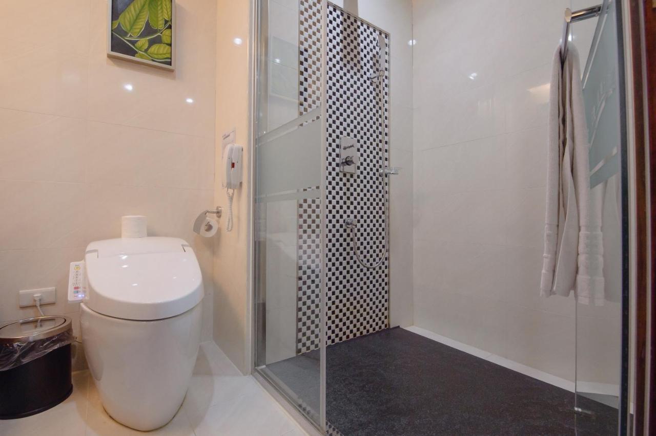 Family Room with Shower