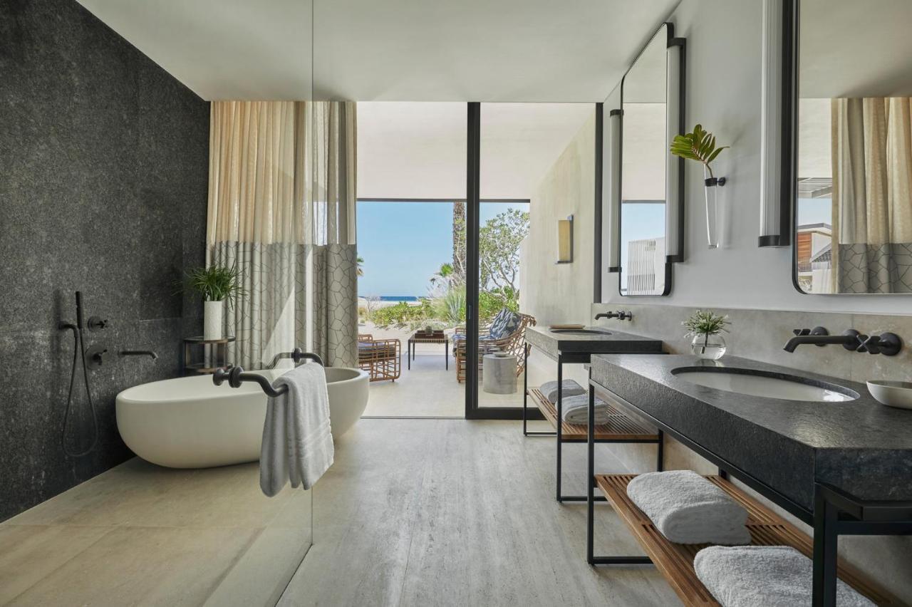 Ocean Front Room with Plunge Pool