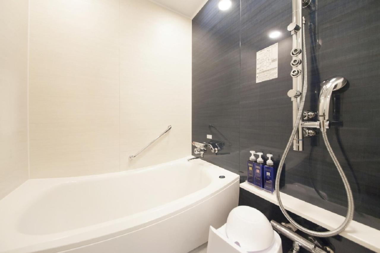 Premier Twin Room (3 adults)