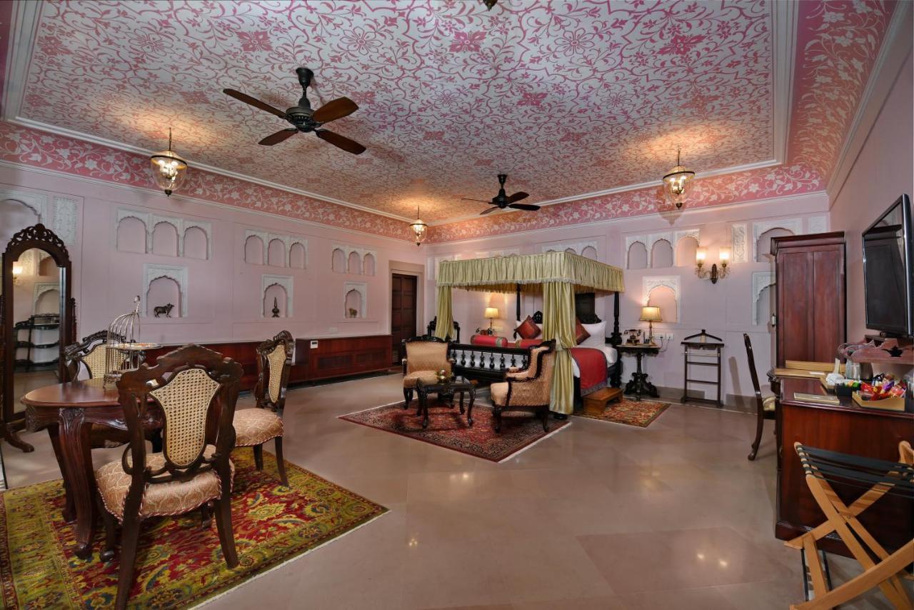 Maharajah Suite with Ganges View
