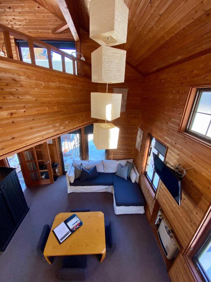 One-Bedroom Cabin (Mountainside)