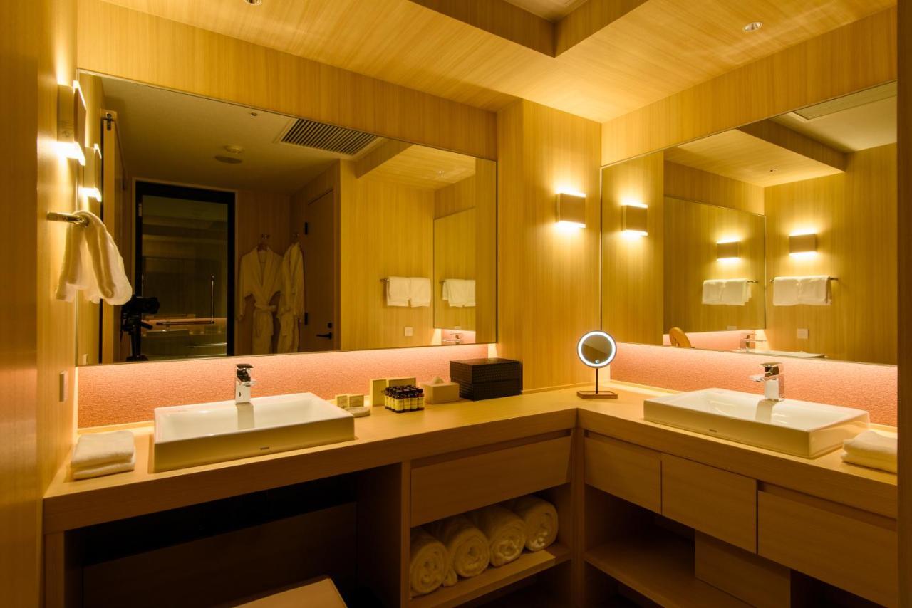 Premier Twin Room B
