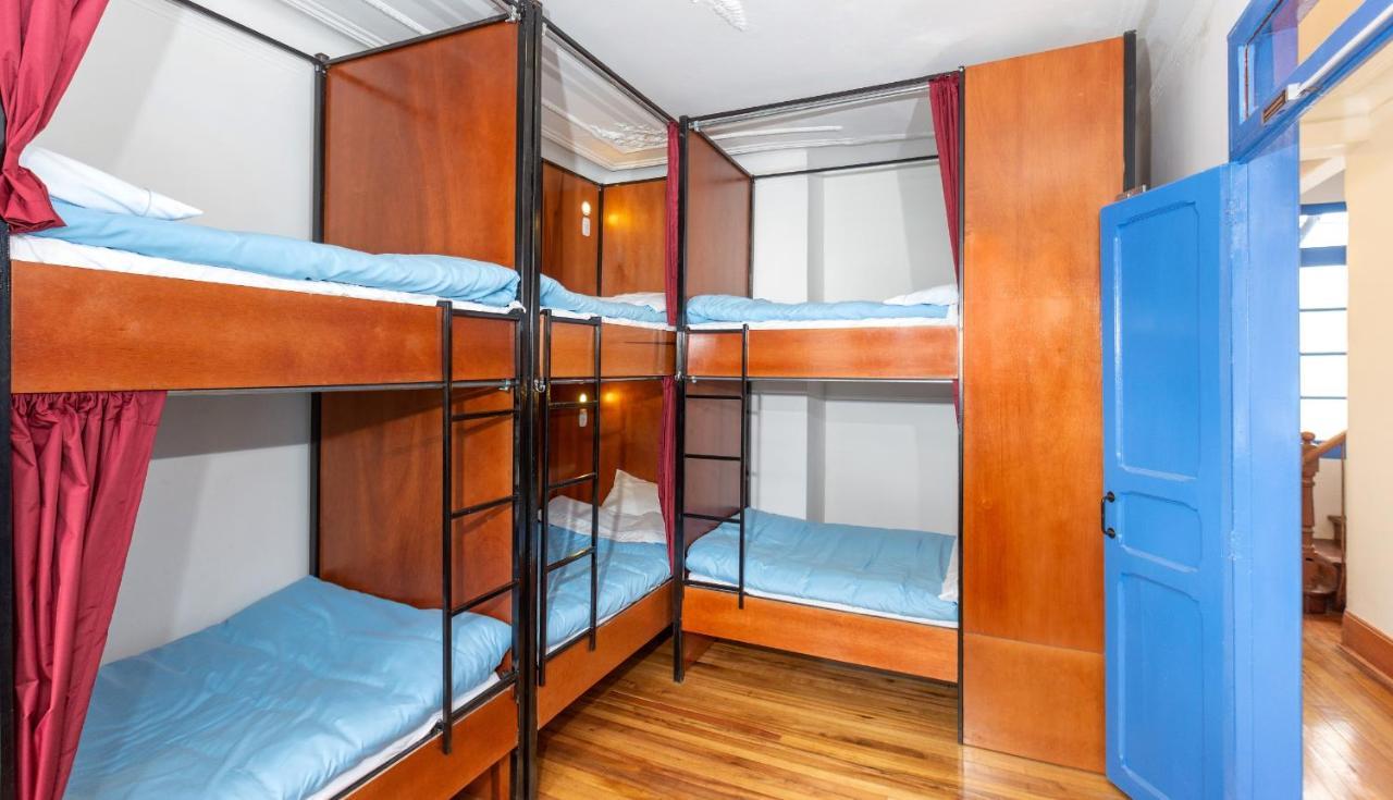 Bed in 6-Bed Mixed Dormitory Room