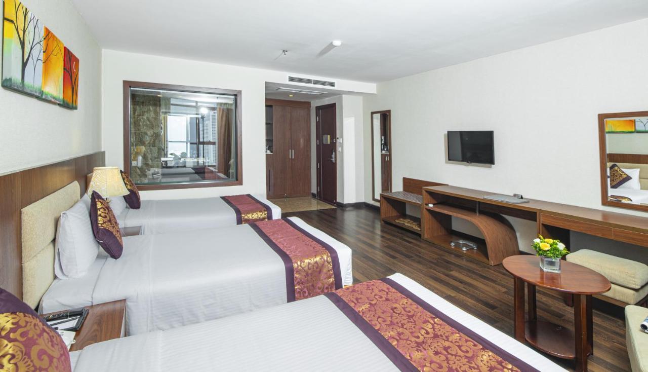 Deluxe Triple Room with Partial River View