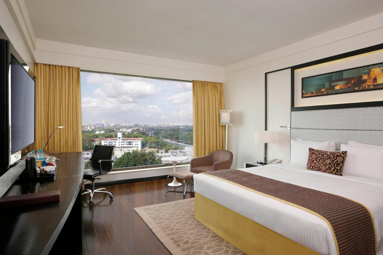 Deluxe Room with 20% discount on Food & Beverage , Laundry and Spa