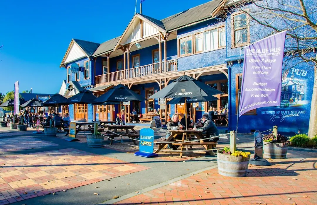 The Blue Pub-1
