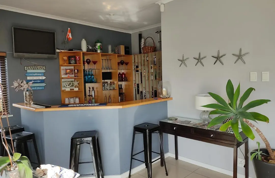 Palm Beach Guesthouse-1