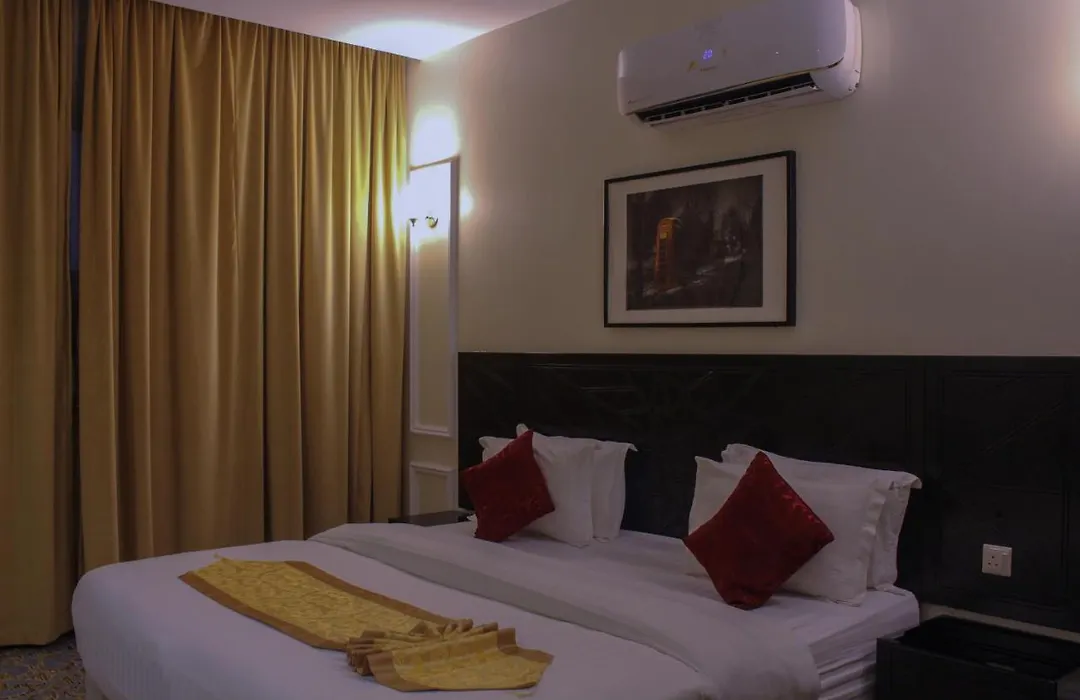 Rollins Hotel-1
