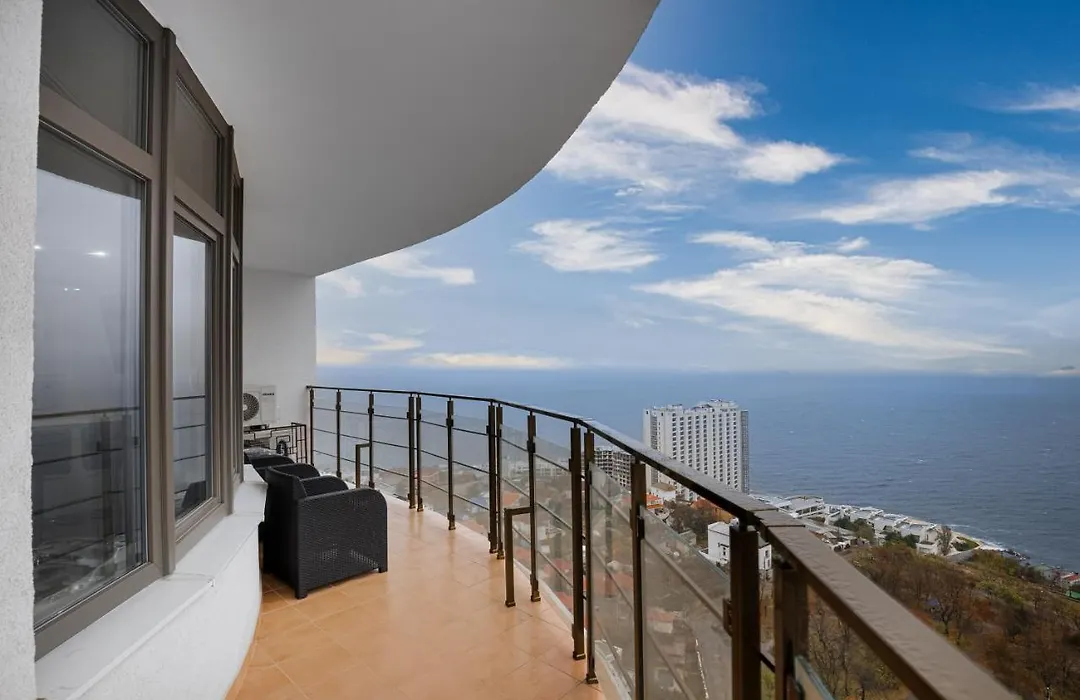 Pearl 45 Panoramic Sea View Apartment-1