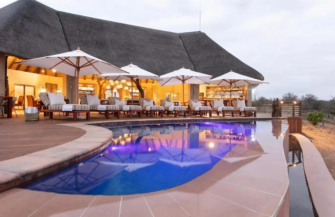 Thabamati Luxury Tented Camp-1