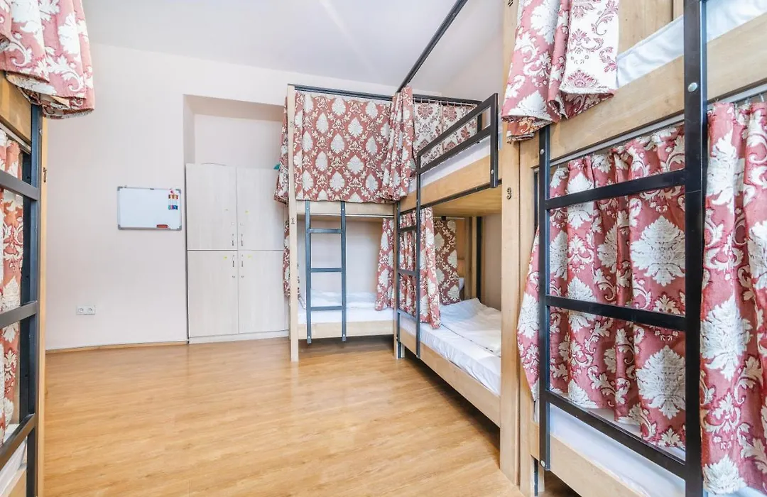 Pushkin 10 Hostel-1