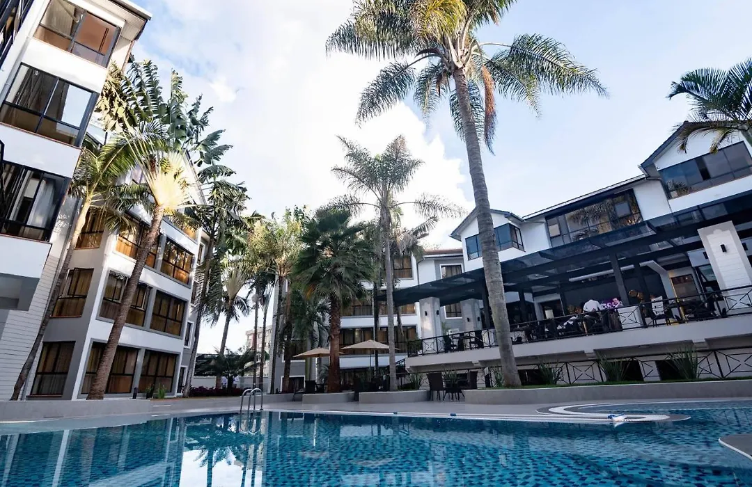 Cysuites Apartment Hotel-1