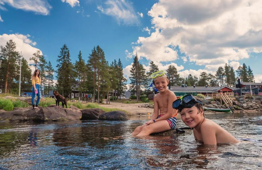 Harriniva Adventure Resort Cabins-1