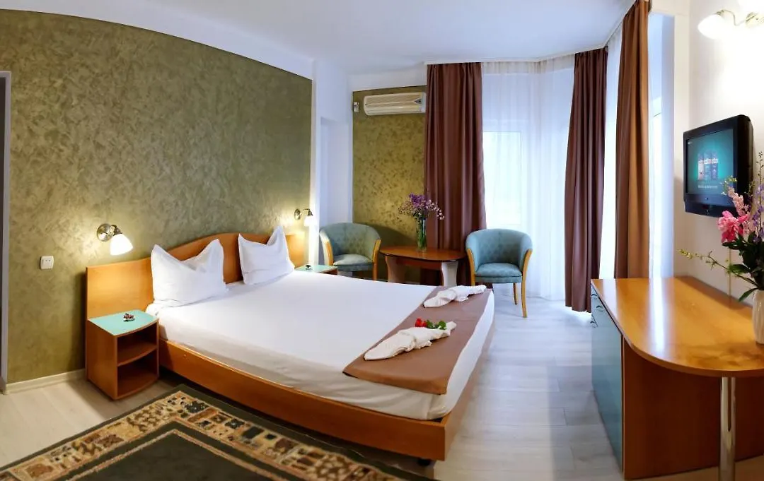 Hotel Albatros-1