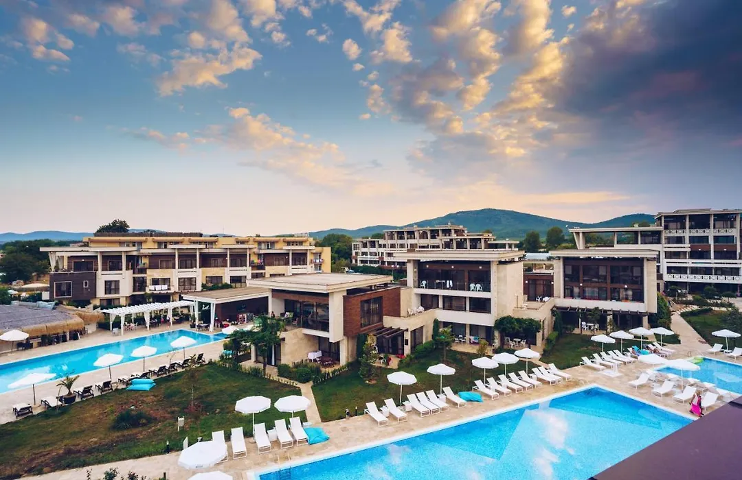 Apolonia Resort-1