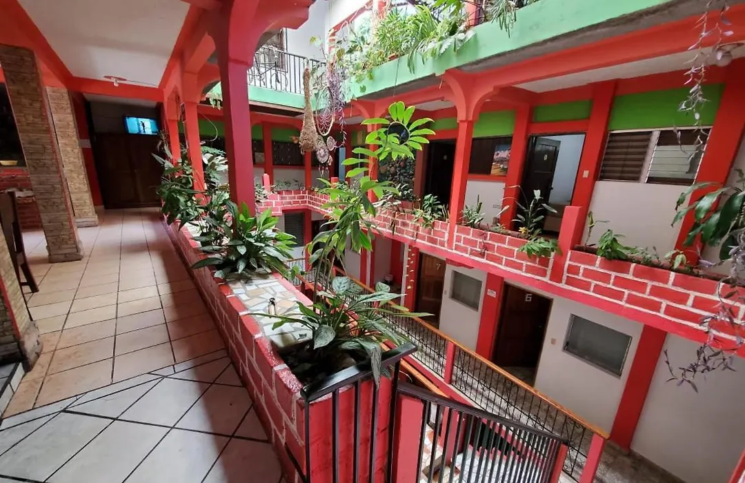 Hotel & Hostal Yaxkin Copan-1