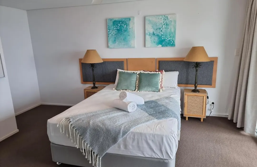 Azure Sea Whitsunday Resort-1
