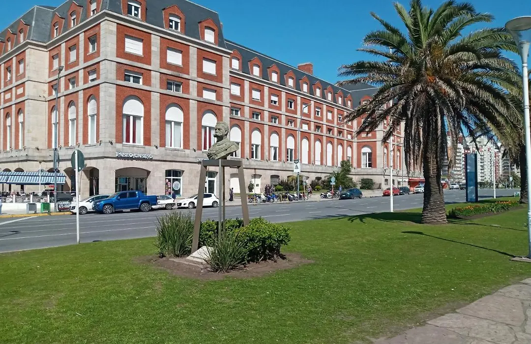1 Ambiente Pleno Centro-1 Cuadra Casino-Peatonal-Playa Punta Iglesias-Popular-1