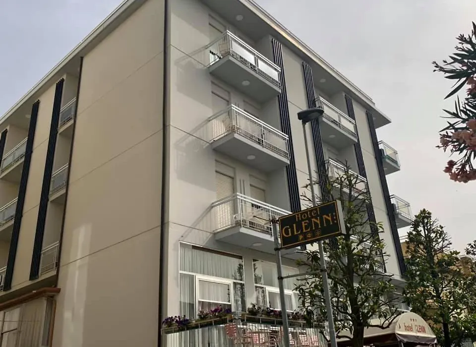 Hotel Glenn-1