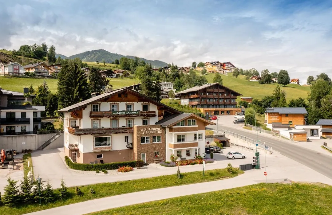 Landhaus Hubertus Wellness & Breakfast-1