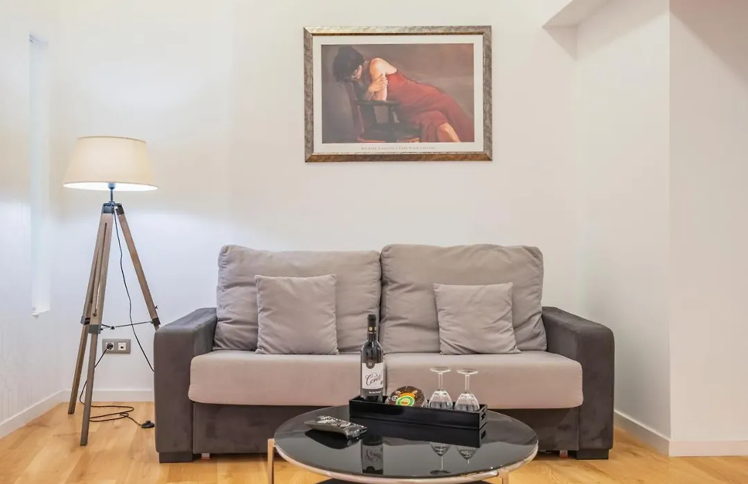 Cayres Suites Carmo-1