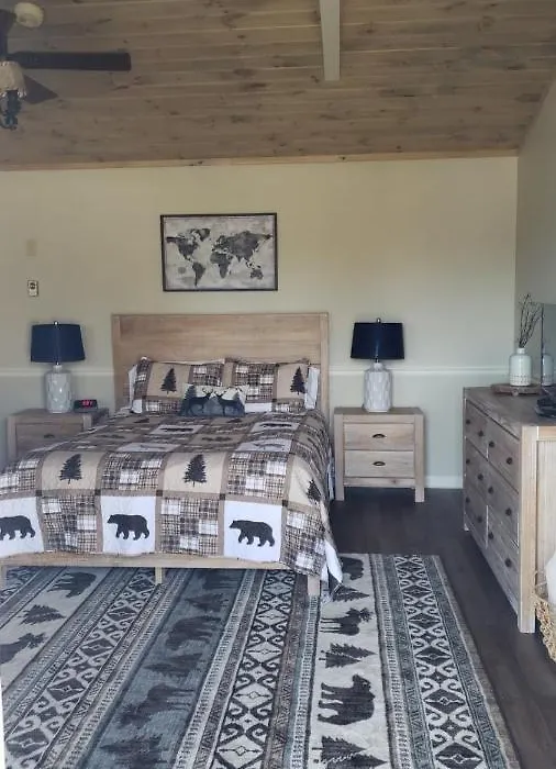 The Snowshoe Lodge-1
