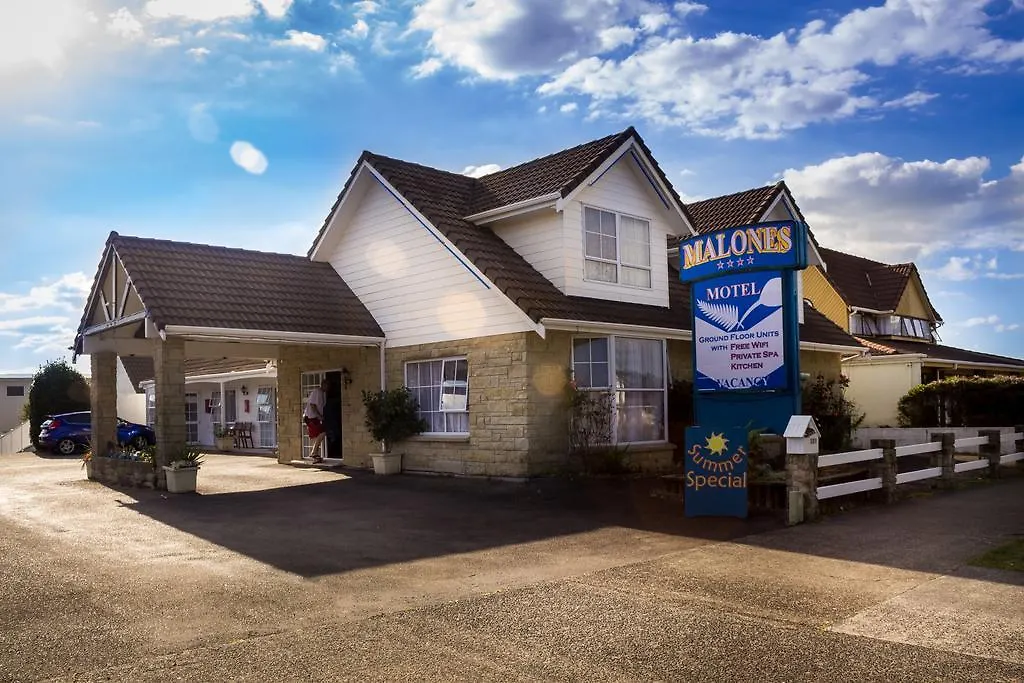 Malones Spa Motel-1