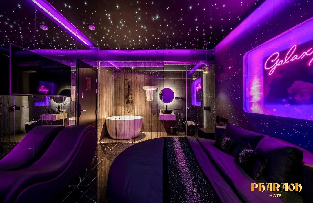 Pharaon Hotel 3-1