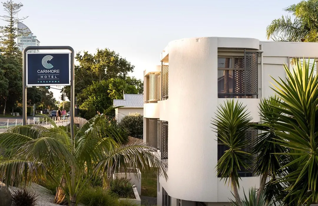 Carnmore Hotel Takapuna-1