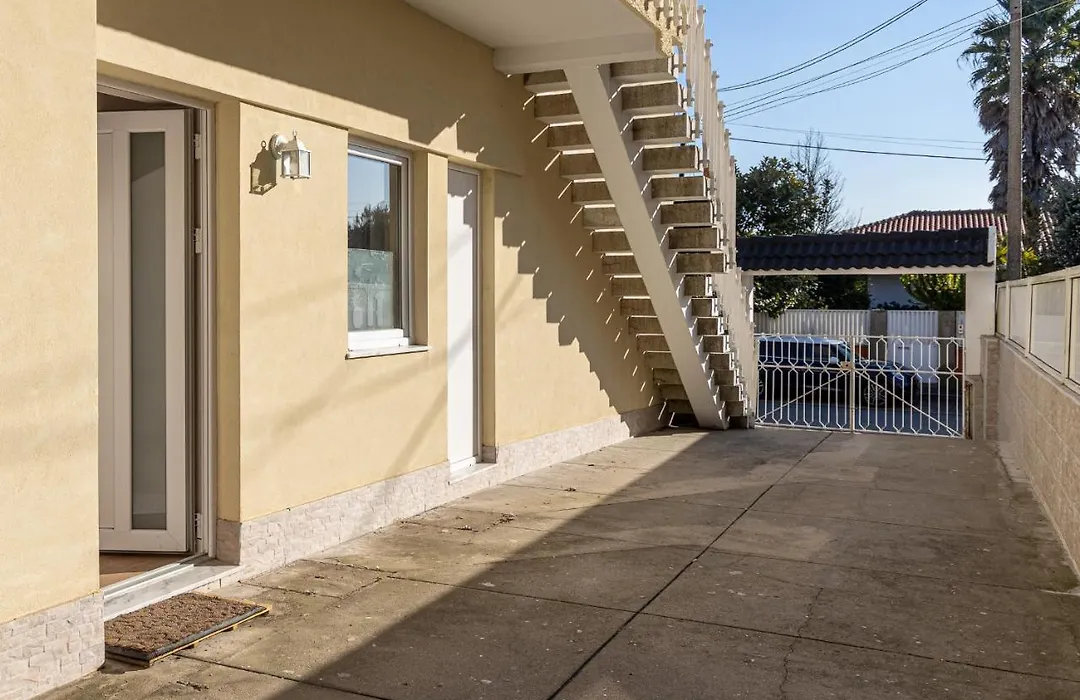 Casa Das Rosas-1