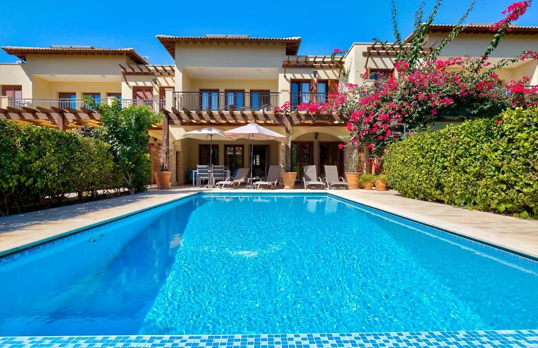 2 Bedroom Apartment Eros With Private Pool And Garden, Aphrodite Hills Resort-1
