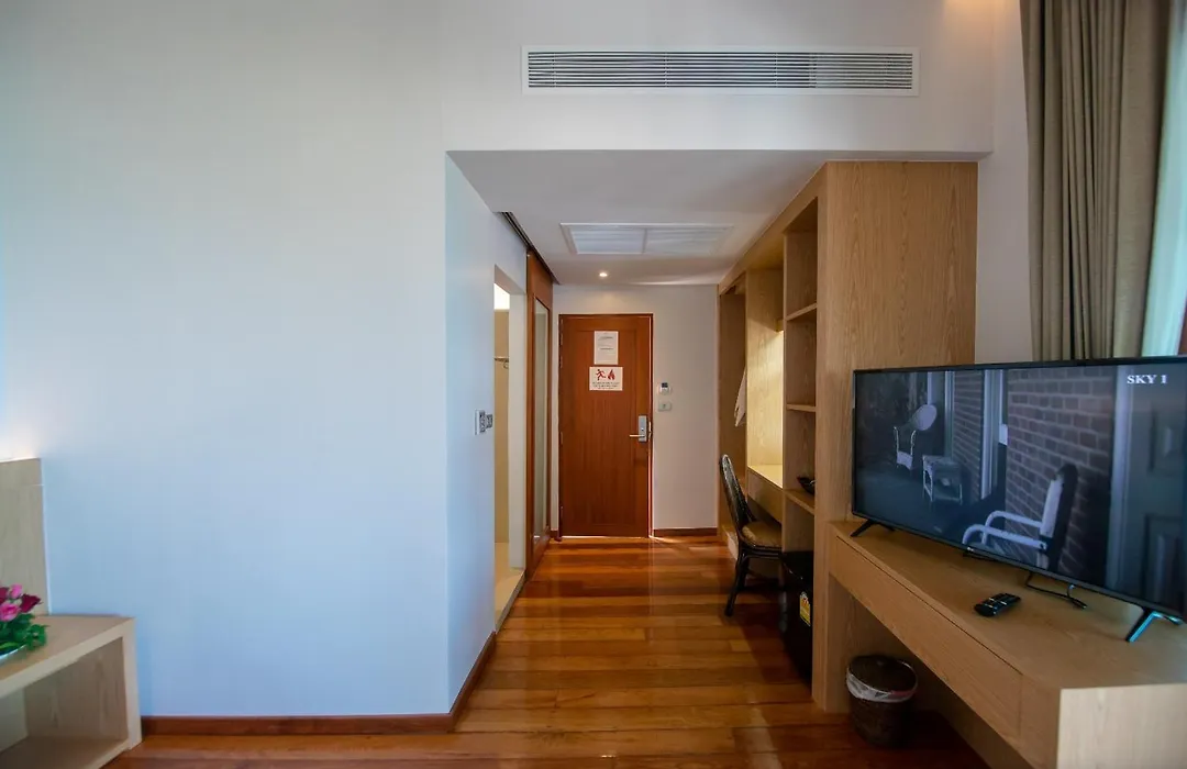 Coral Cliff Beach Resort Samui - Sha Plus-1