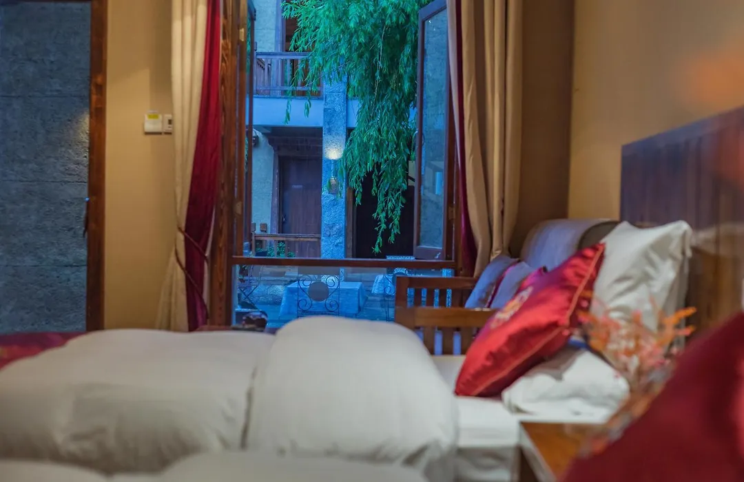 Arro Khampa By Zinc Journey Shangri-La-1