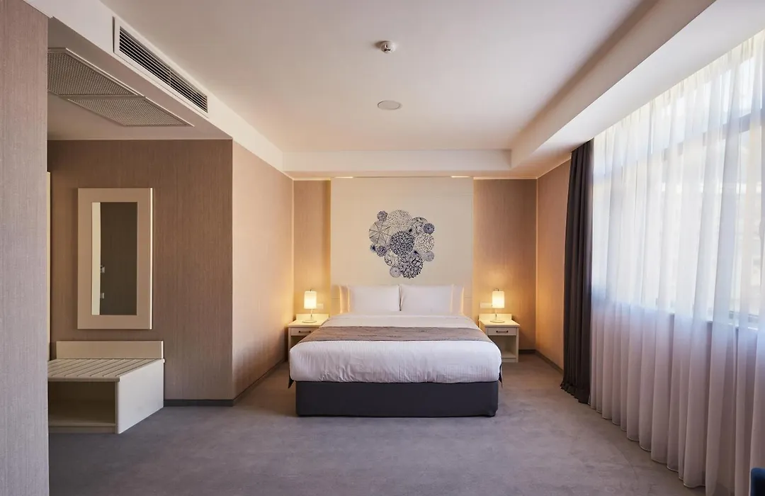 Gallery Palace Hotel-1