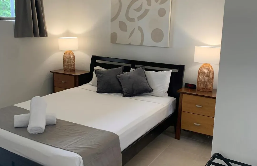 Airlie Beach Apartments-1