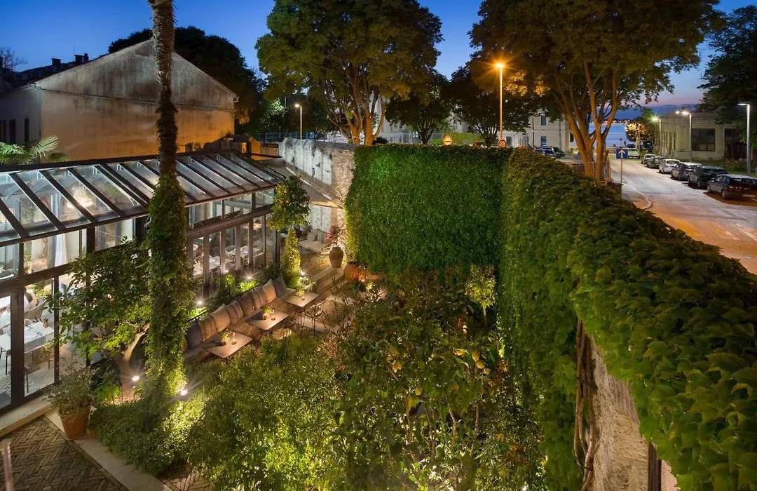Almayer Art & Heritage Adults Only Hotel And Dependance Rooms-1