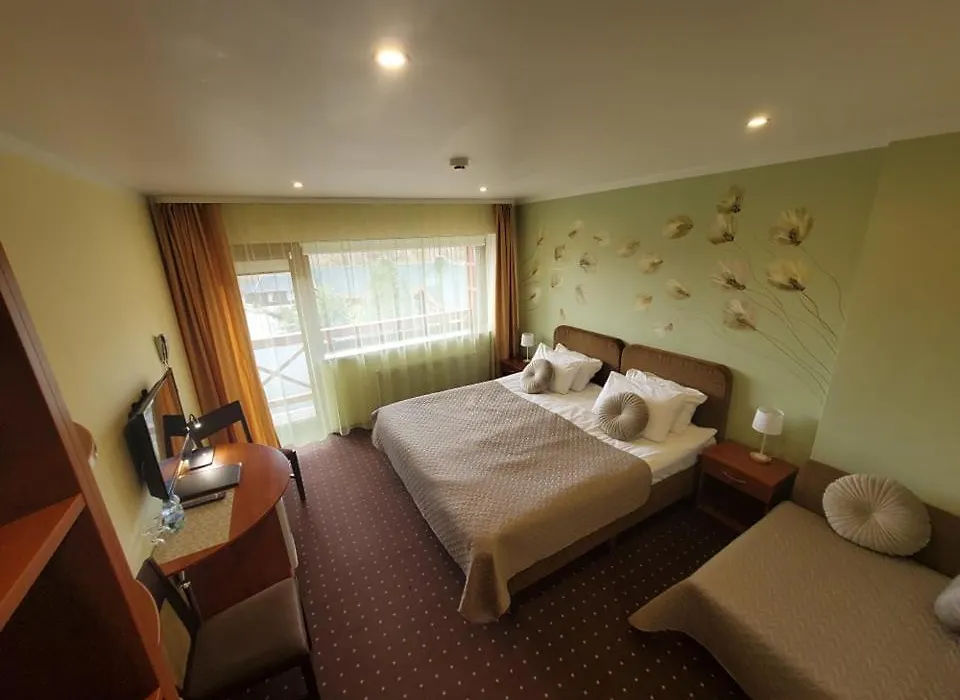 Hotel Green Smiltyne-1